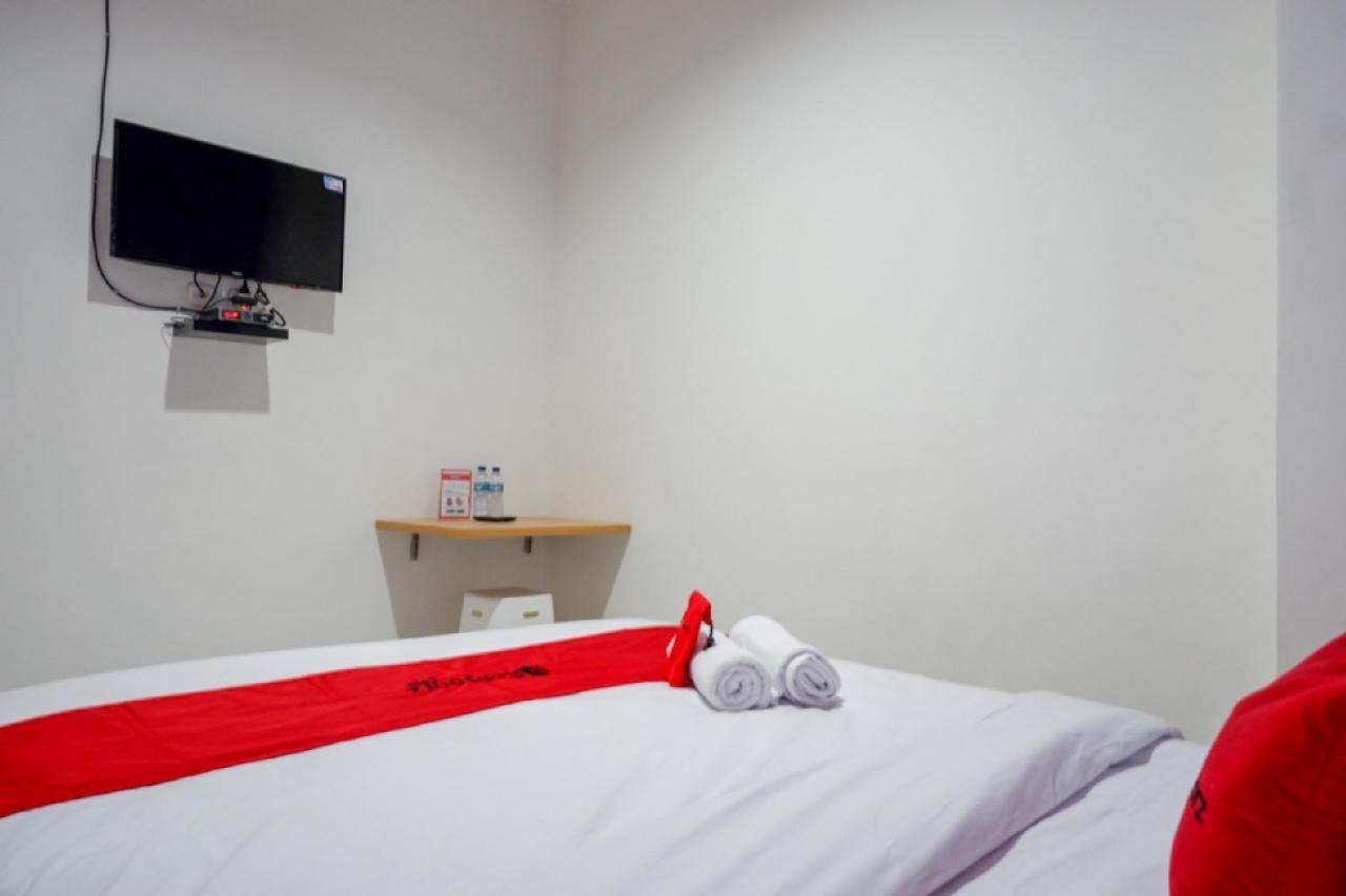 Reddoorz Near Alun Alun Kaliwungu Kendal Otel Brangsong Dış mekan fotoğraf